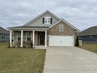 2031 Quinn Dr, White House, TN 37188