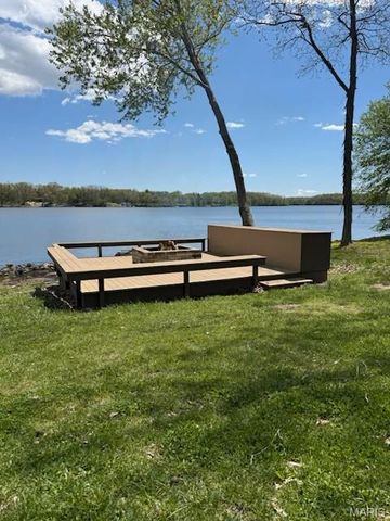14 Denzel Drive, Greenville, IL 62246