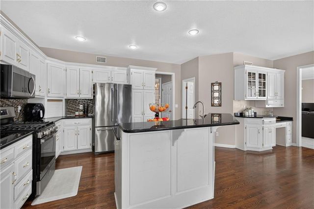 14921 Benson Street, Overland Park, KS 66221