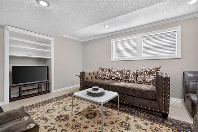 14921 Benson Street, Overland Park, KS 66221
