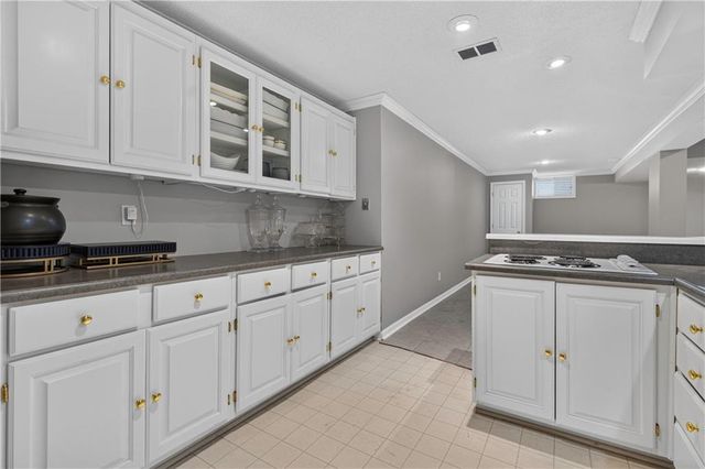 14921 Benson Street, Overland Park, KS 66221