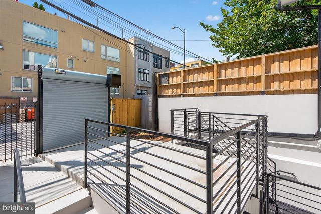 2440 ONTARIO RD NW, Washington, DC 20009