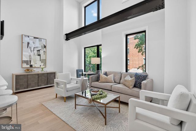 2440 ONTARIO RD NW, Washington, DC 20009