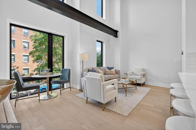 2440 ONTARIO RD NW, Washington, DC 20009