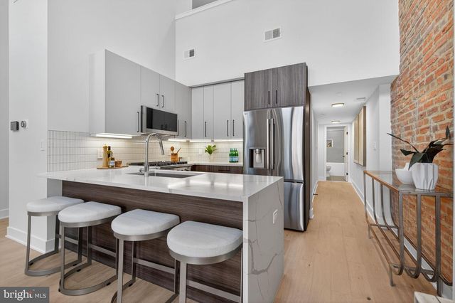 2440 ONTARIO RD NW, Washington, DC 20009