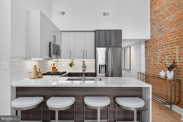 2440 ONTARIO RD NW, Washington, DC 20009