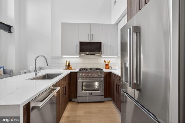 2440 ONTARIO RD NW, Washington, DC 20009