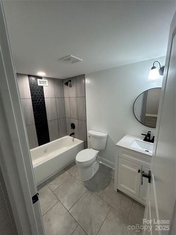 9156 Black Heath Circle E, Charlotte, NC 28214