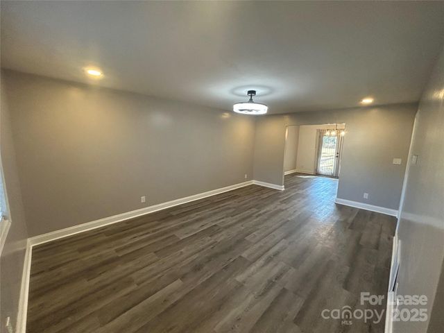 9156 Black Heath Circle E, Charlotte, NC 28214