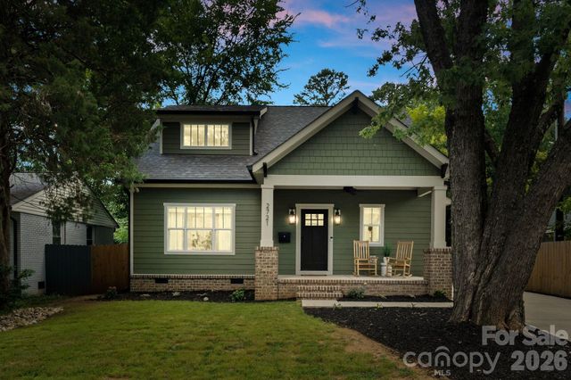 2721 Bancroft Street, Charlotte, NC 28206