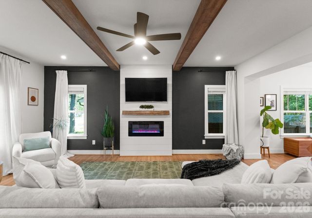 2721 Bancroft Street, Charlotte, NC 28206