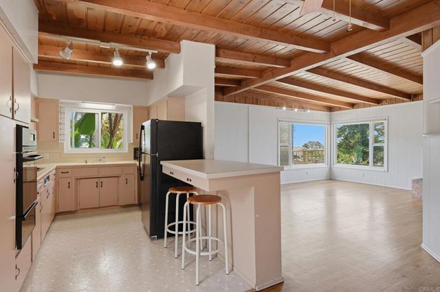 446 15th Street, Del Mar, CA 92014