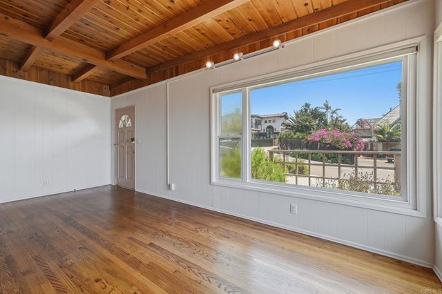 446 15th Street, Del Mar, CA 92014