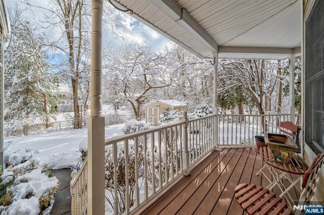 15 Paradise Place C0008, Roseland, NJ 07068