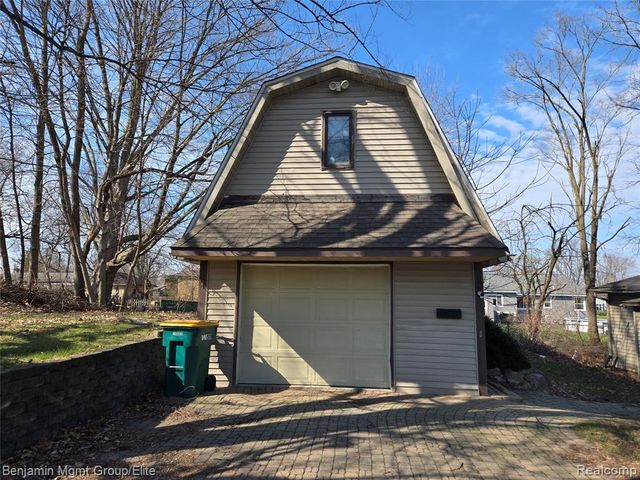 757 Louisa Street, Mount Morris, MI 48458