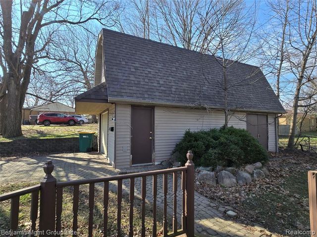 757 Louisa Street, Mount Morris, MI 48458