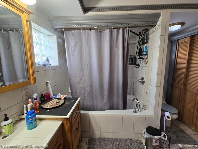 757 Louisa Street, Mount Morris, MI 48458