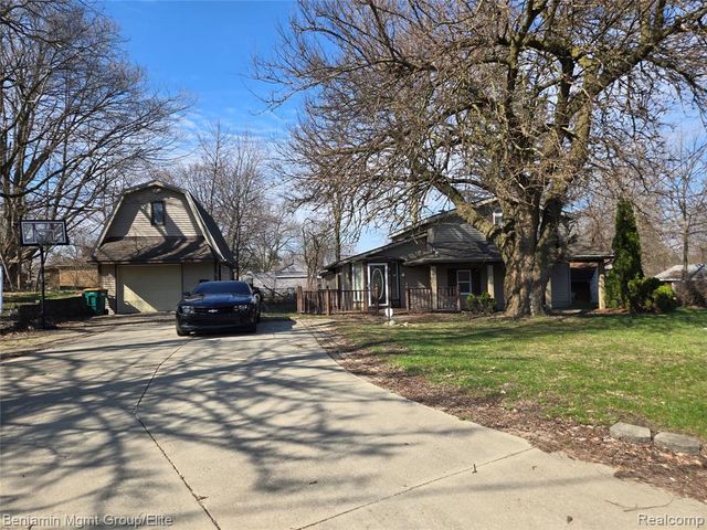 757 Louisa Street, Mount Morris, MI 48458