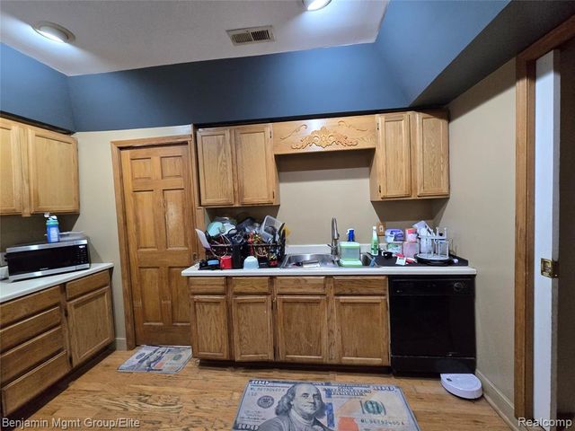 757 Louisa Street, Mount Morris, MI 48458