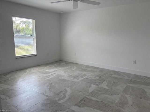 4165 NW 39th AVE, Cape Coral, FL 33993