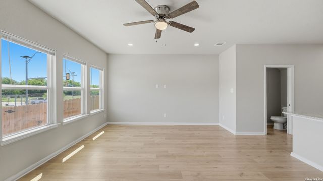 7210 John Palmer Unit 103, San Antonio, TX 78239