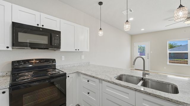 7210 John Palmer Unit 103, San Antonio, TX 78239