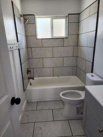 405 N Godfrey Avenue, Rio Communities, NM 87002