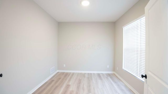 1717 Longhill Drive, Delaware, OH 43015