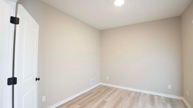 1717 Longhill Drive, Delaware, OH 43015