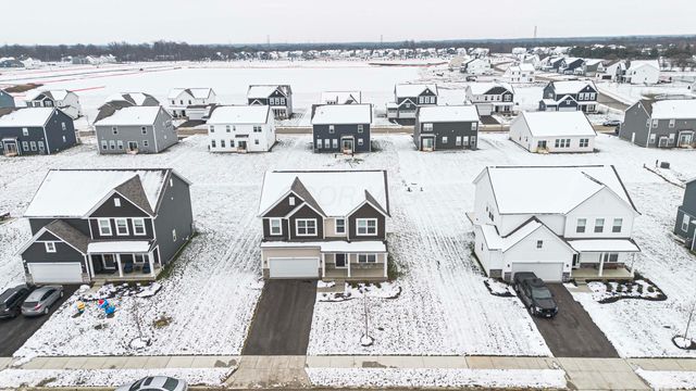 1717 Longhill Drive, Delaware, OH 43015