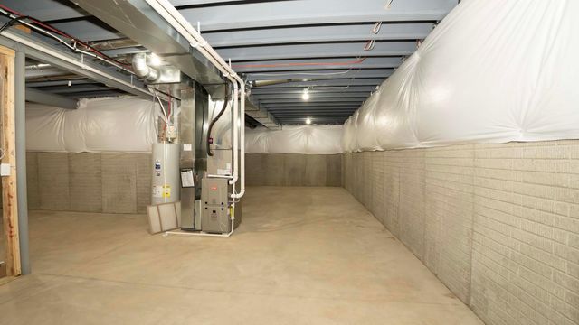 1717 Longhill Drive, Delaware, OH 43015