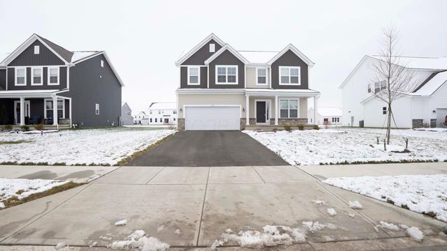 1717 Longhill Drive, Delaware, OH 43015