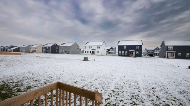 1717 Longhill Drive, Delaware, OH 43015