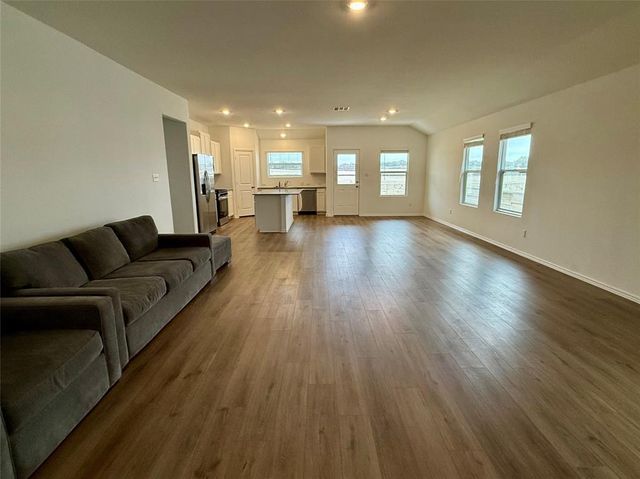 373 Jeffers, Kyle, TX 78640