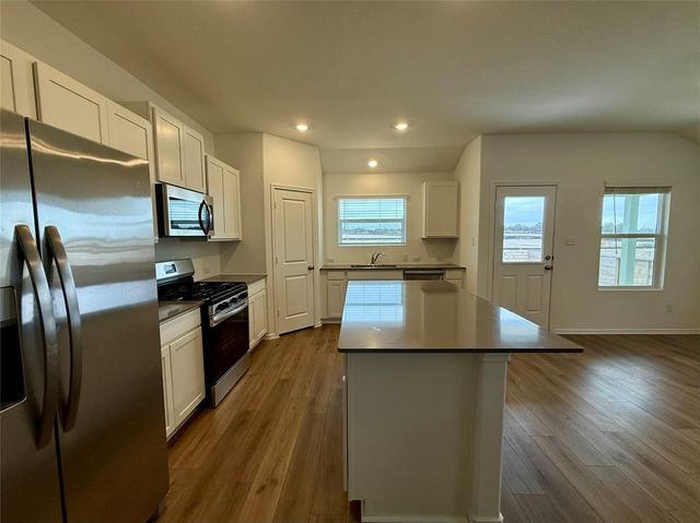 373 Jeffers, Kyle, TX 78640