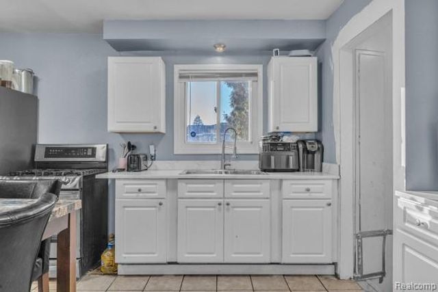 26772 Colgate Street, Inkster, MI 48141