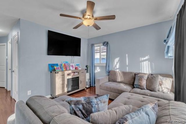 26772 Colgate Street, Inkster, MI 48141