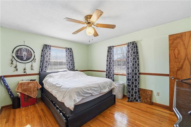 8801 Orchard Street, Pleasant Valley, MO 64068