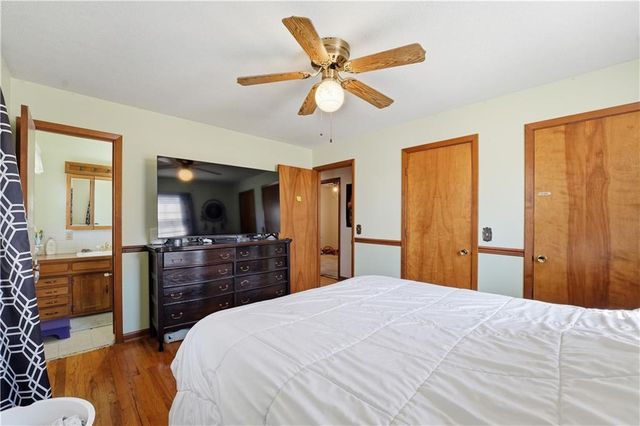 8801 Orchard Street, Pleasant Valley, MO 64068