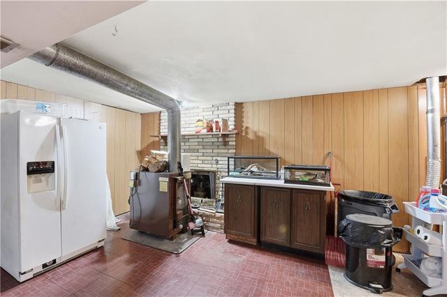 8801 Orchard Street, Pleasant Valley, MO 64068