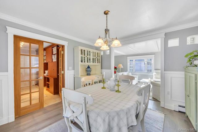 23 Haven Lane, Levittown, NY 11756