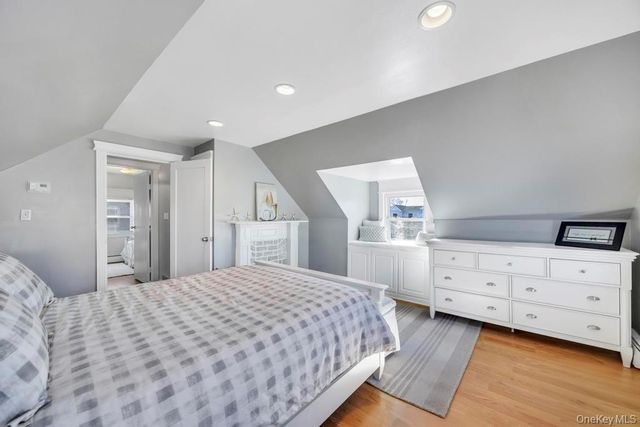 23 Haven Lane, Levittown, NY 11756