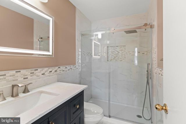 155 THOREAU DR, Plainsboro, NJ 08536