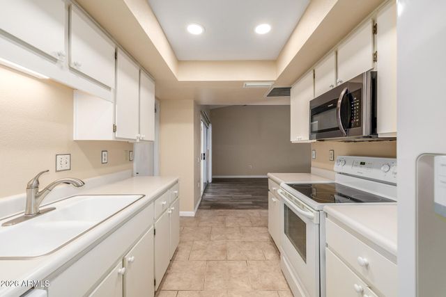 13430 W BOLERO Drive, Sun City West, AZ 85375