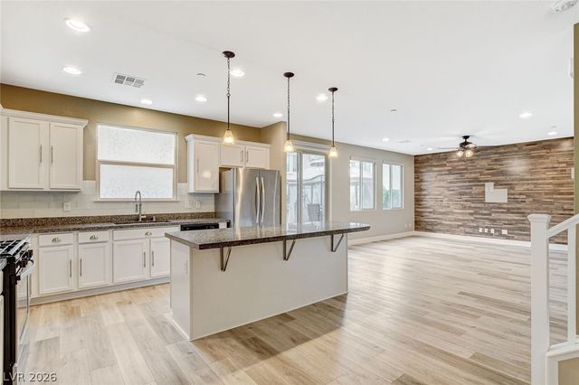 3042 Scenic Rhyme Avenue, Henderson, NV 89044