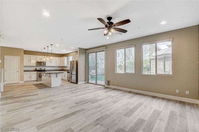 3042 Scenic Rhyme Avenue, Henderson, NV 89044