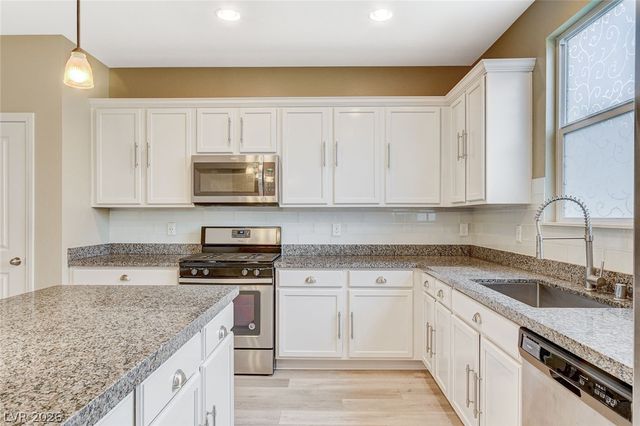 3042 Scenic Rhyme Avenue, Henderson, NV 89044