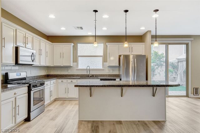 3042 Scenic Rhyme Avenue, Henderson, NV 89044