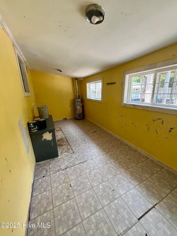306 W First Street, Tarboro, NC 27886