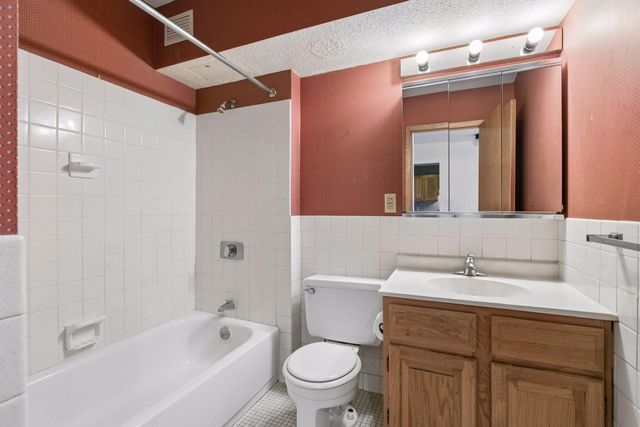 400 Groveland Avenue 1912, Minneapolis, MN 55403